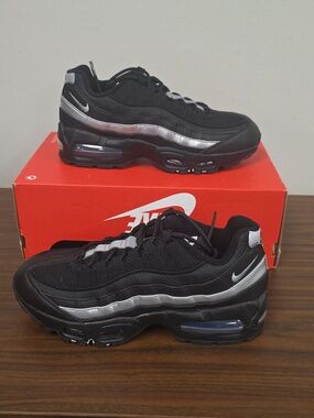Nike Air Max 95 OG Black/Metallic Silver Women's 8/Men's 6.5 IB1667-003 NEW